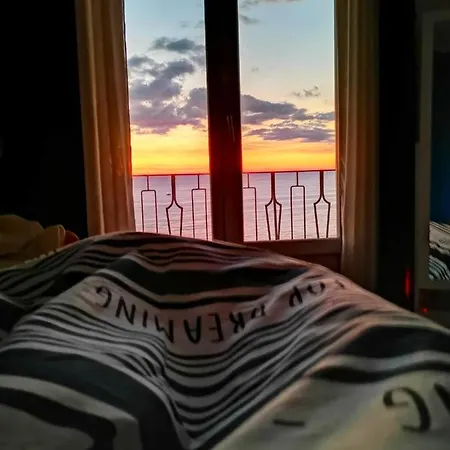 Cosy Avec Vue Sur La A 60 M² Διαμέρισμα